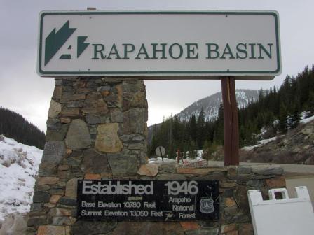 David Maurer, chercheur de poudreuse à ARAPAHOE BASIN, COLORADO, AVRIL 2017 David Maurer, chercheur de poudreuse à ARAPAHOE BASIN, COLORADO, AVRIL 2017