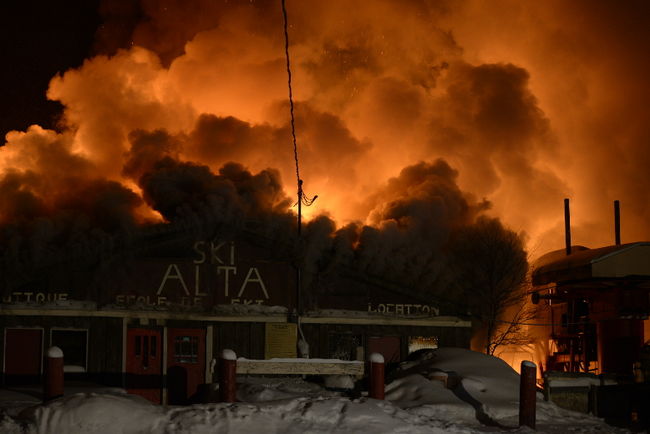 Mont Alta, Incendie suspect
